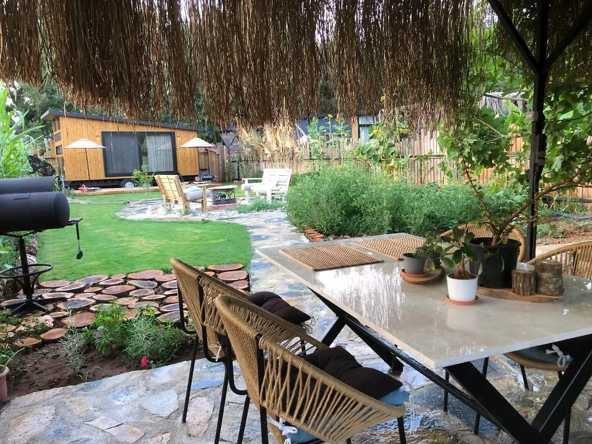 הוילה פאטהיה Tiny House Kayakoey Nar בקתה